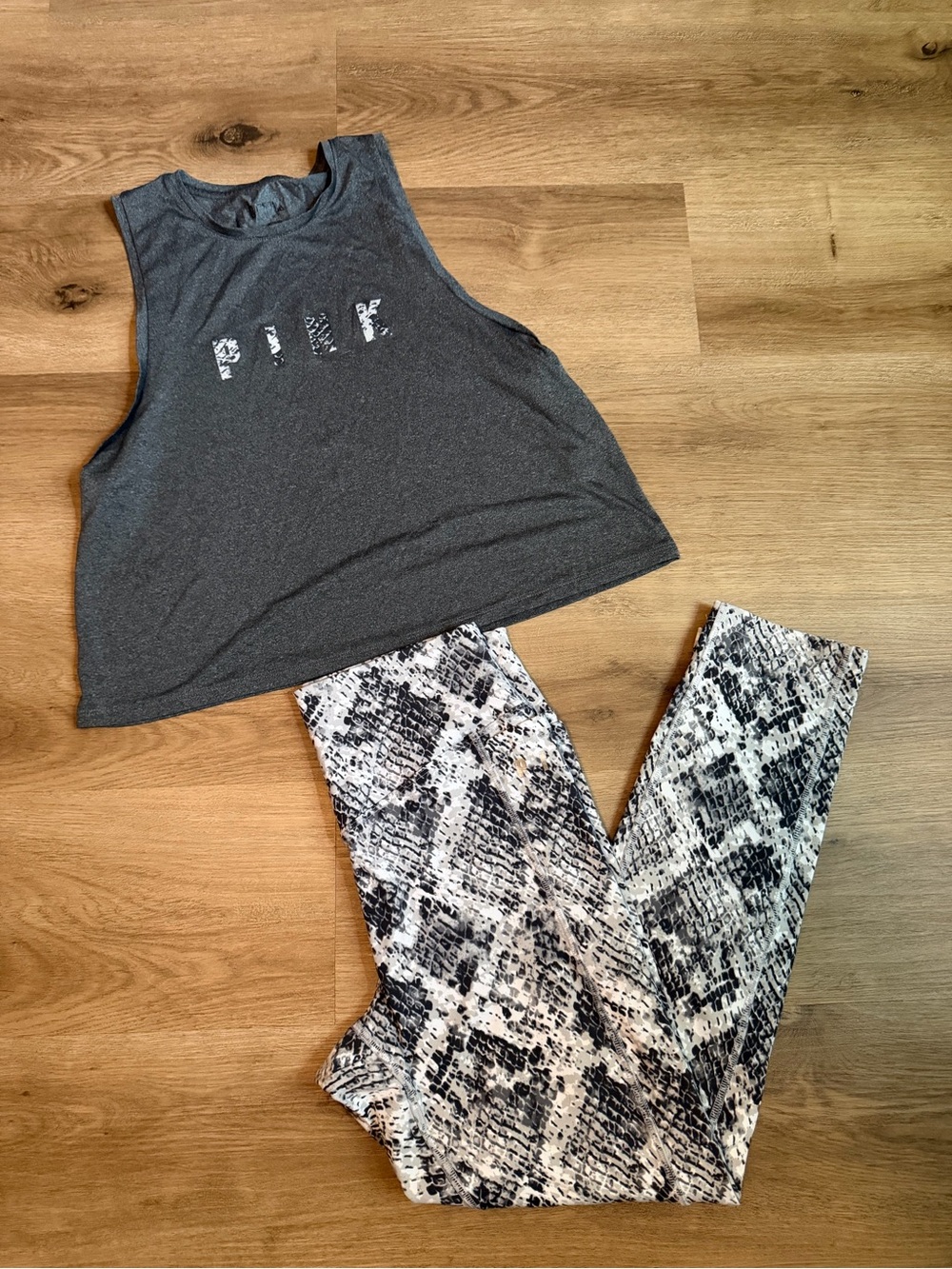 PINK Victoria's Secret Gray Cropped Tank with Black & White Snake-Print Leggings